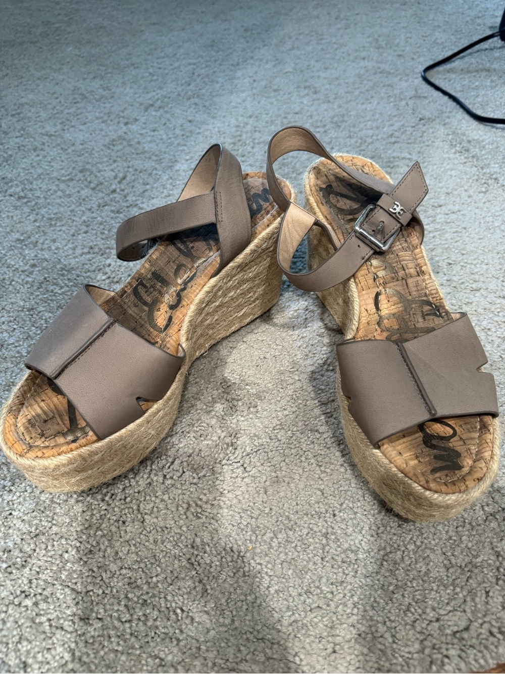 Wedge sandals